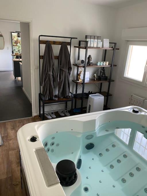 Spa Jardin Prive T3 Independant Dans Villa Morieres-les-Avignon المظهر الخارجي الصورة