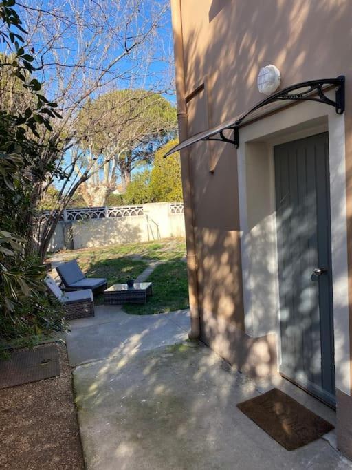 Spa Jardin Prive T3 Independant Dans Villa Morieres-les-Avignon المظهر الخارجي الصورة