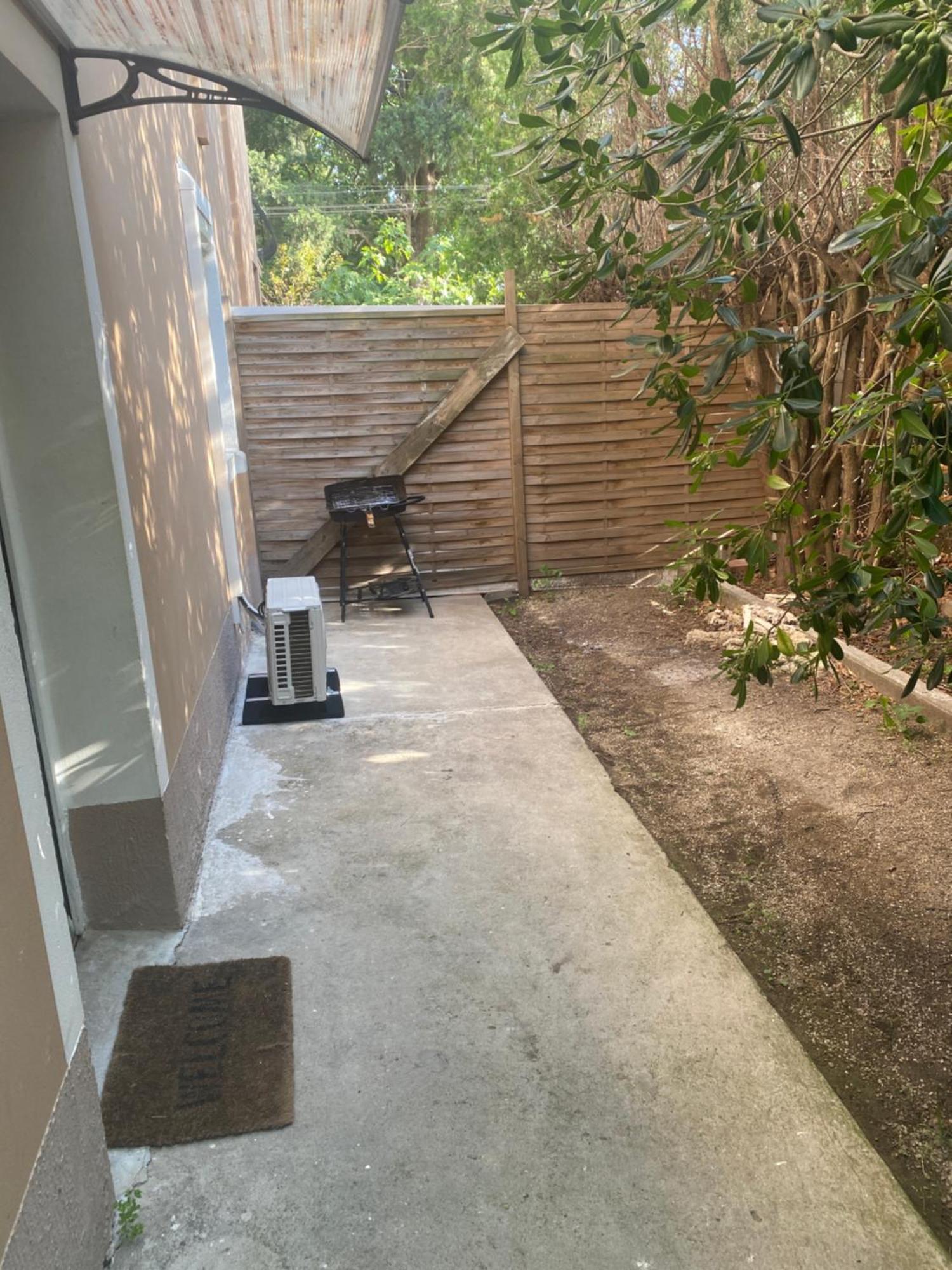 Spa Jardin Prive T3 Independant Dans Villa Morieres-les-Avignon المظهر الخارجي الصورة
